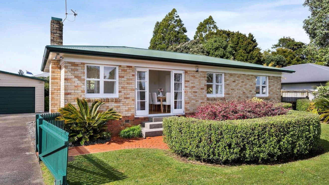 5 Mareretu Avenue, Patumahoe, Pukekohe - Carousel 1