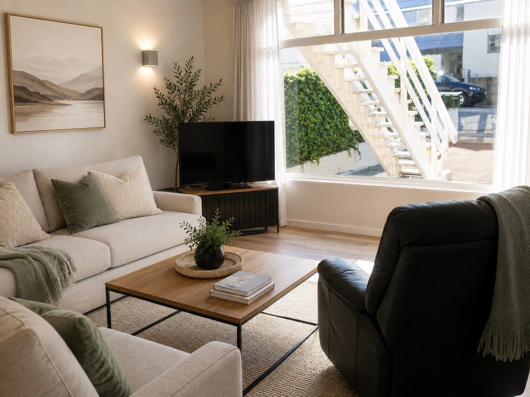4/51 Austin Street, Mount Victoria, Wellington - Carousel 1