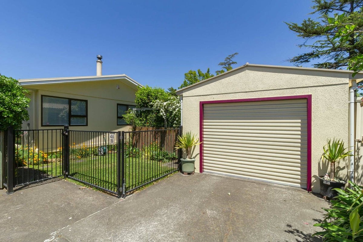 2/48 Logan Avenue, Marewa, Napier - Carousel 1