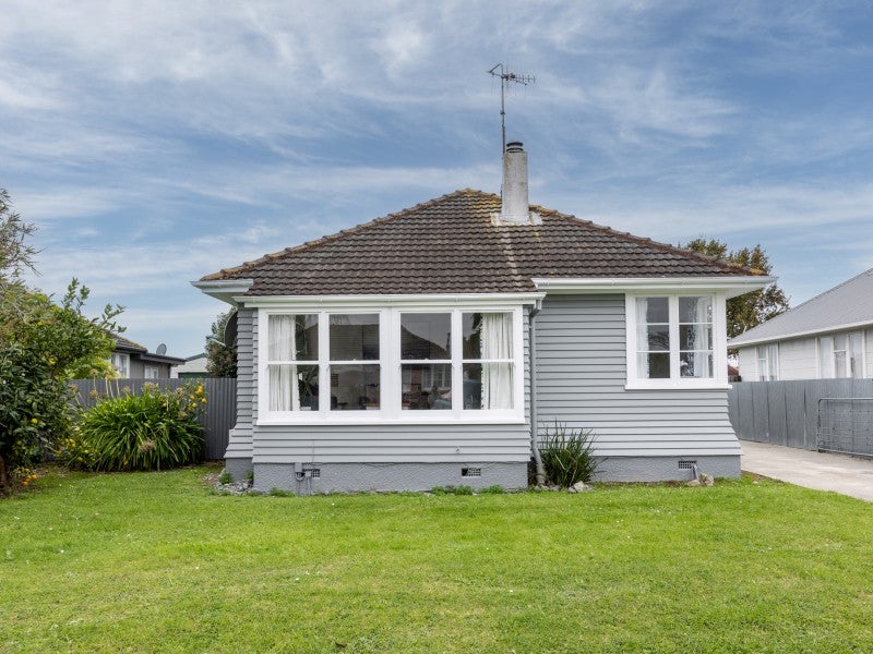 22 Fleming Crescent, Maraenui, Napier - Carousel 1