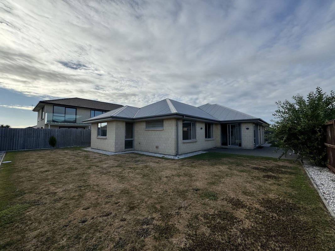 21 Winfield Drive, Wigram, Christchurch - Carousel 17
