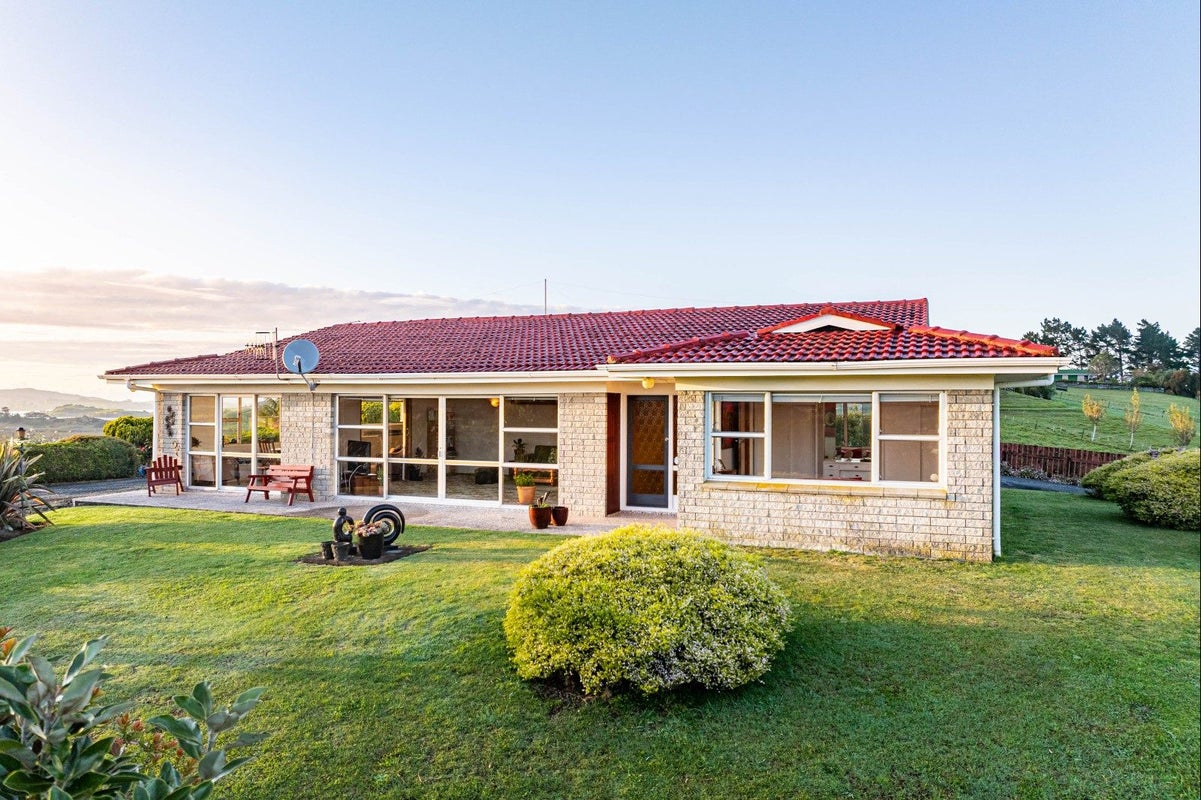 381 State Highway 1, Whangarei - Carousel 2