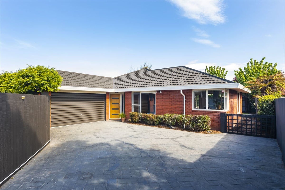 2/29 Nottingham Avenue, Halswell, Christchurch - Carousel 1