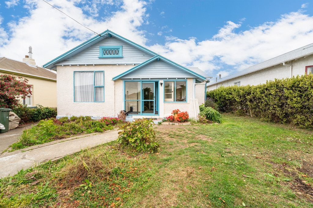 23 Orwell Street, Oamaru - Carousel 1