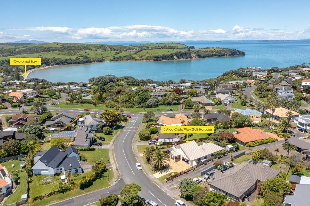 5 Alec Craig Way, Gulf Harbour, Whangaparaoa - Carousel 2