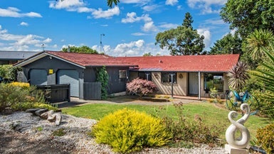 79 Fisher Terrace, Kamo, Whangarei - Carousel 1
