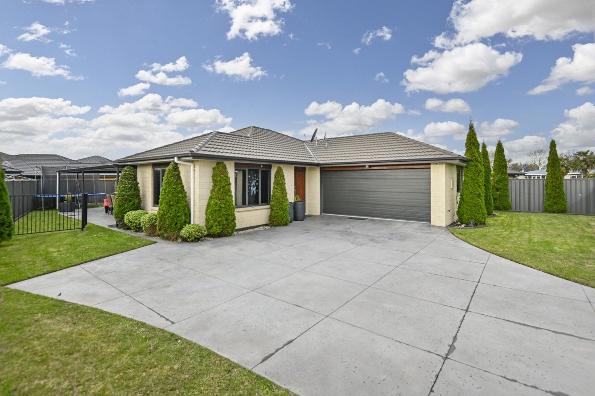 4 Matariki Avenue, Frimley, Hastings - Carousel 1