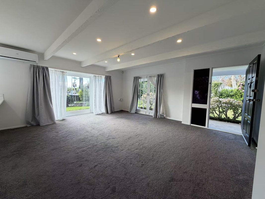 1A Everglade Drive, Goodwood Heights, Auckland - Carousel 2