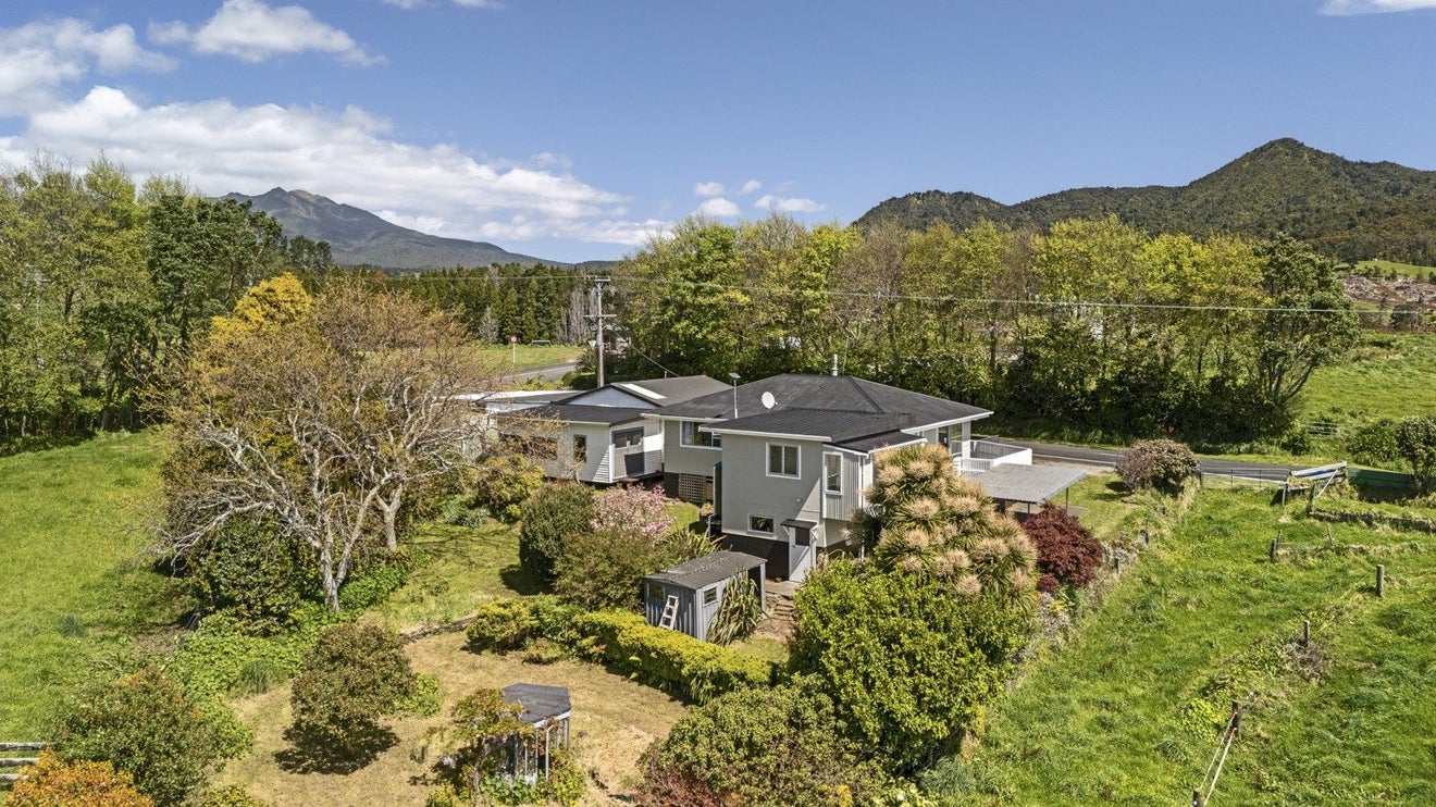401 Koru Road, Koru, New Plymouth - Carousel 33