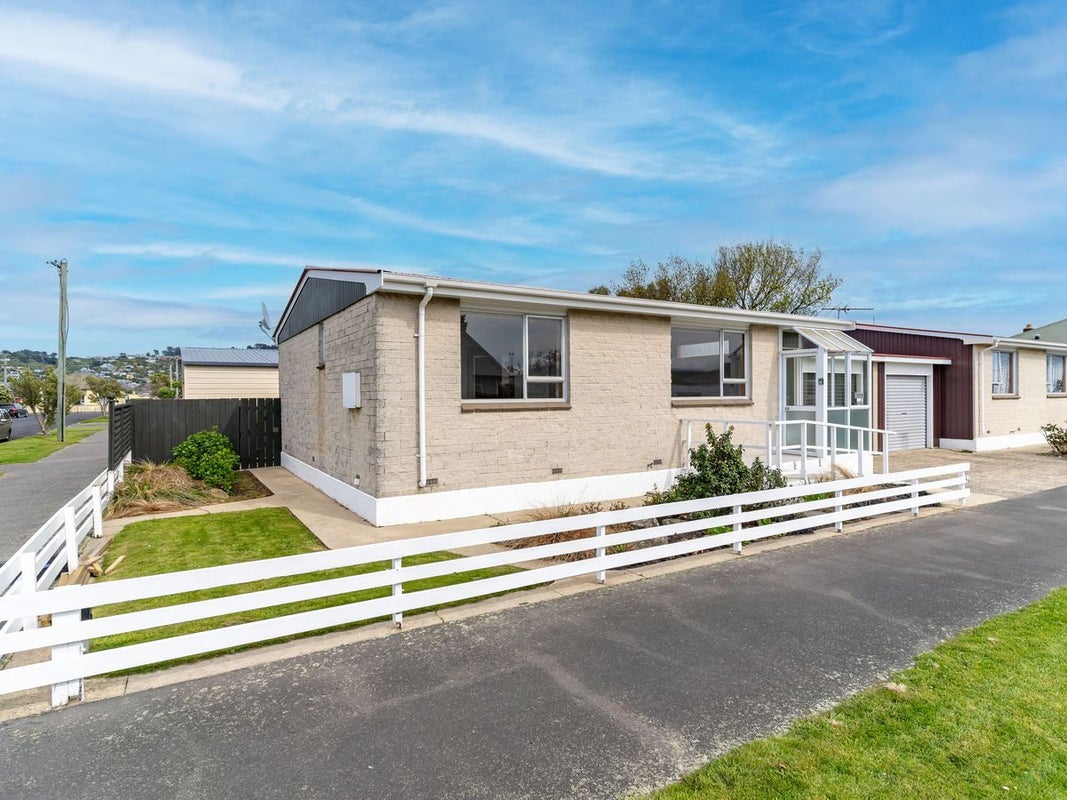 56 Dalgety Street, Saint Kilda, Dunedin - Carousel 2