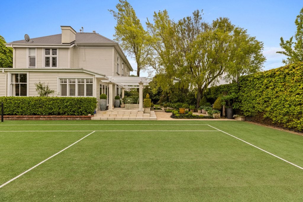 40 Mansfield Avenue, St Albans, Christchurch - Carousel 1