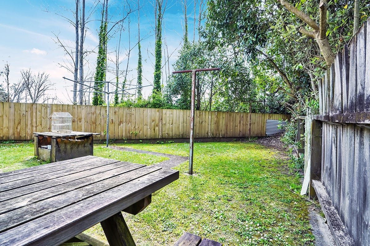 55 Barrie Crescent, Silverdale, Hamilton - Carousel 18