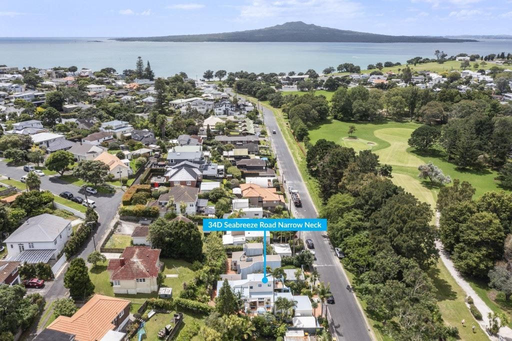 4/34 Seabreeze Road, Narrow Neck, Auckland - Carousel 1