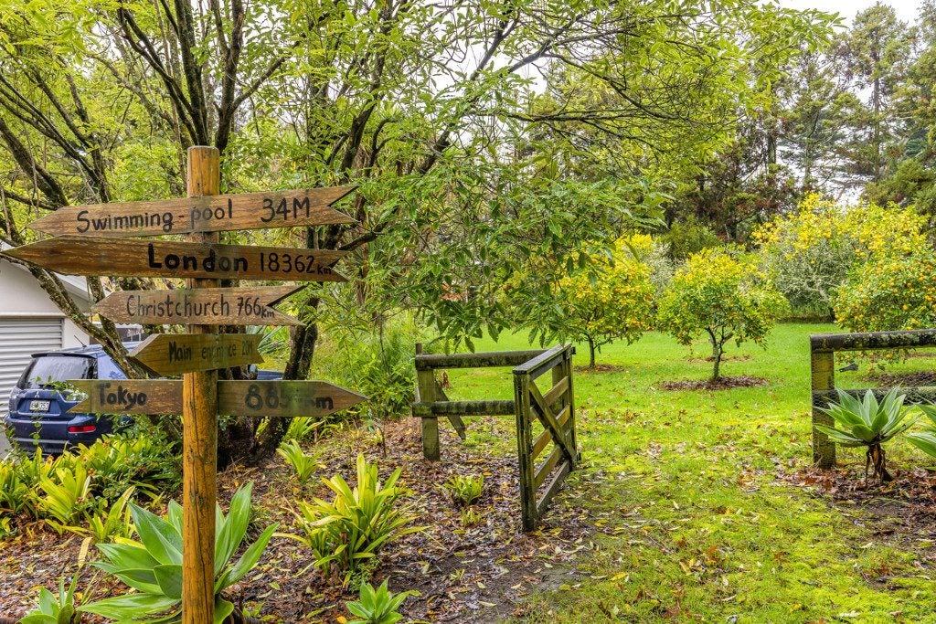 1403 Coatesville-Riverhead Highway, Kumeu - Carousel 2