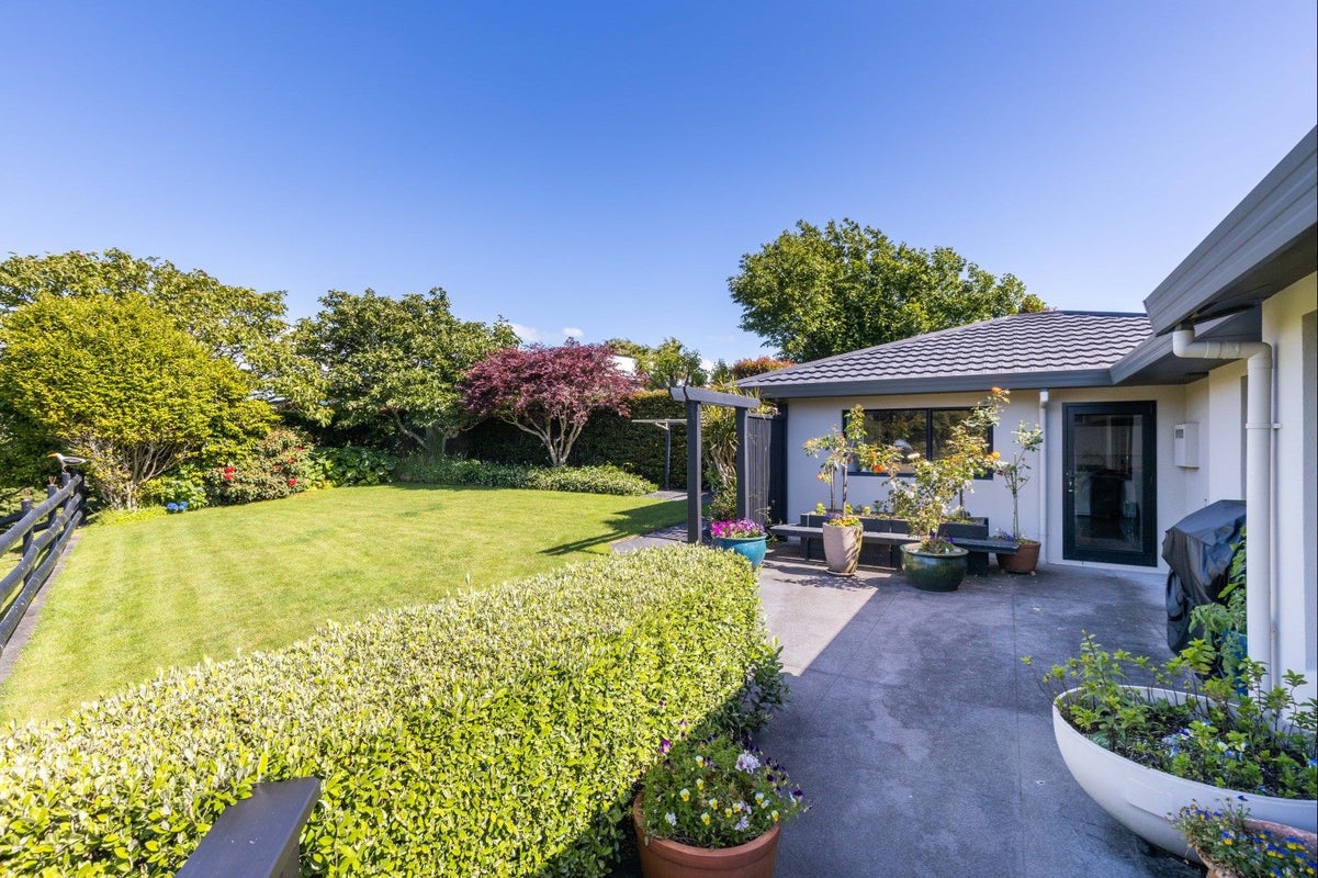97 Branch Road, Highlands Park, New Plymouth - Carousel 42
