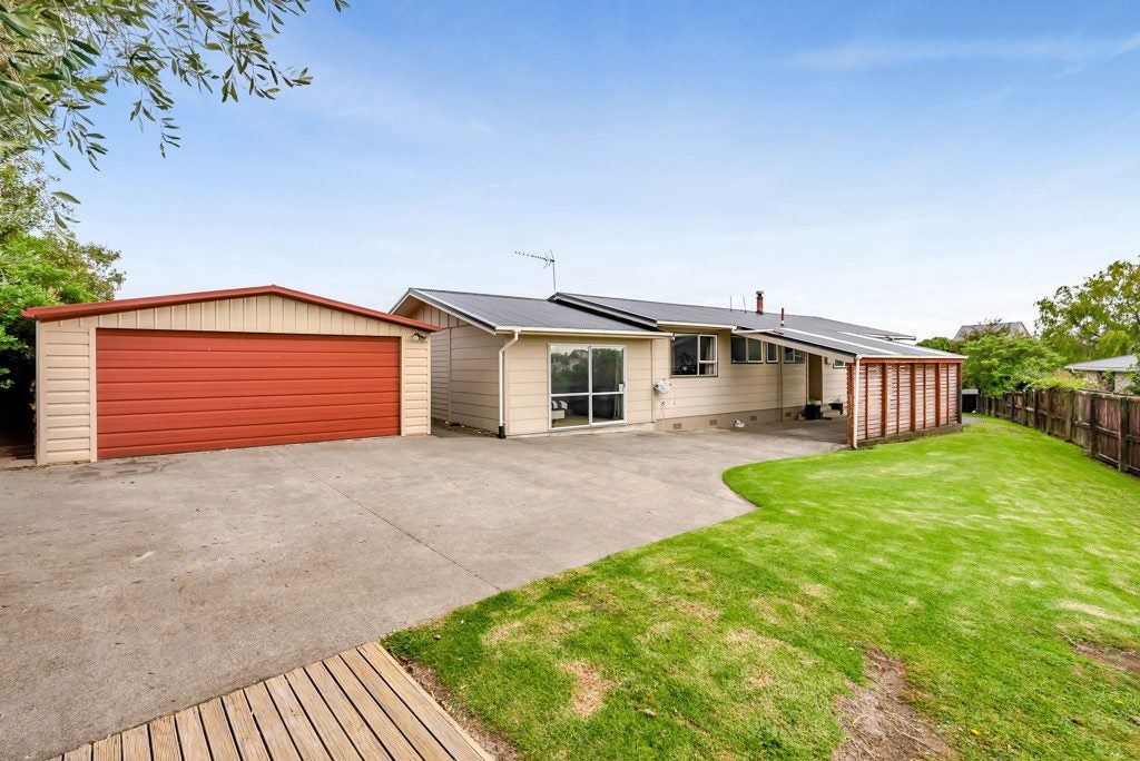 9 Culzean Grove, Bell Block, New Plymouth - Carousel 2