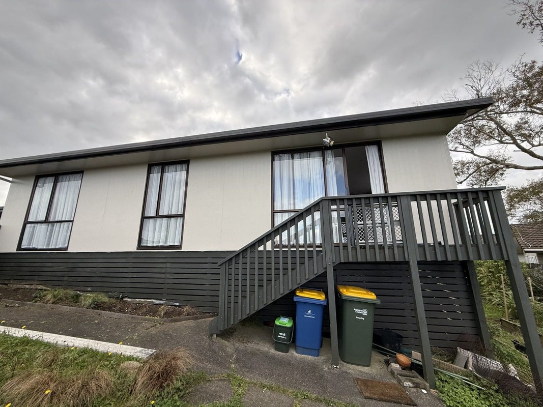 43 Elizabeth Drive, West Harbour, Auckland - Carousel 13