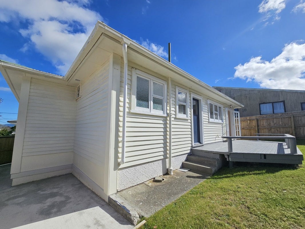 11 Winara Avenue, Waikanae, Waikanae - Carousel 17