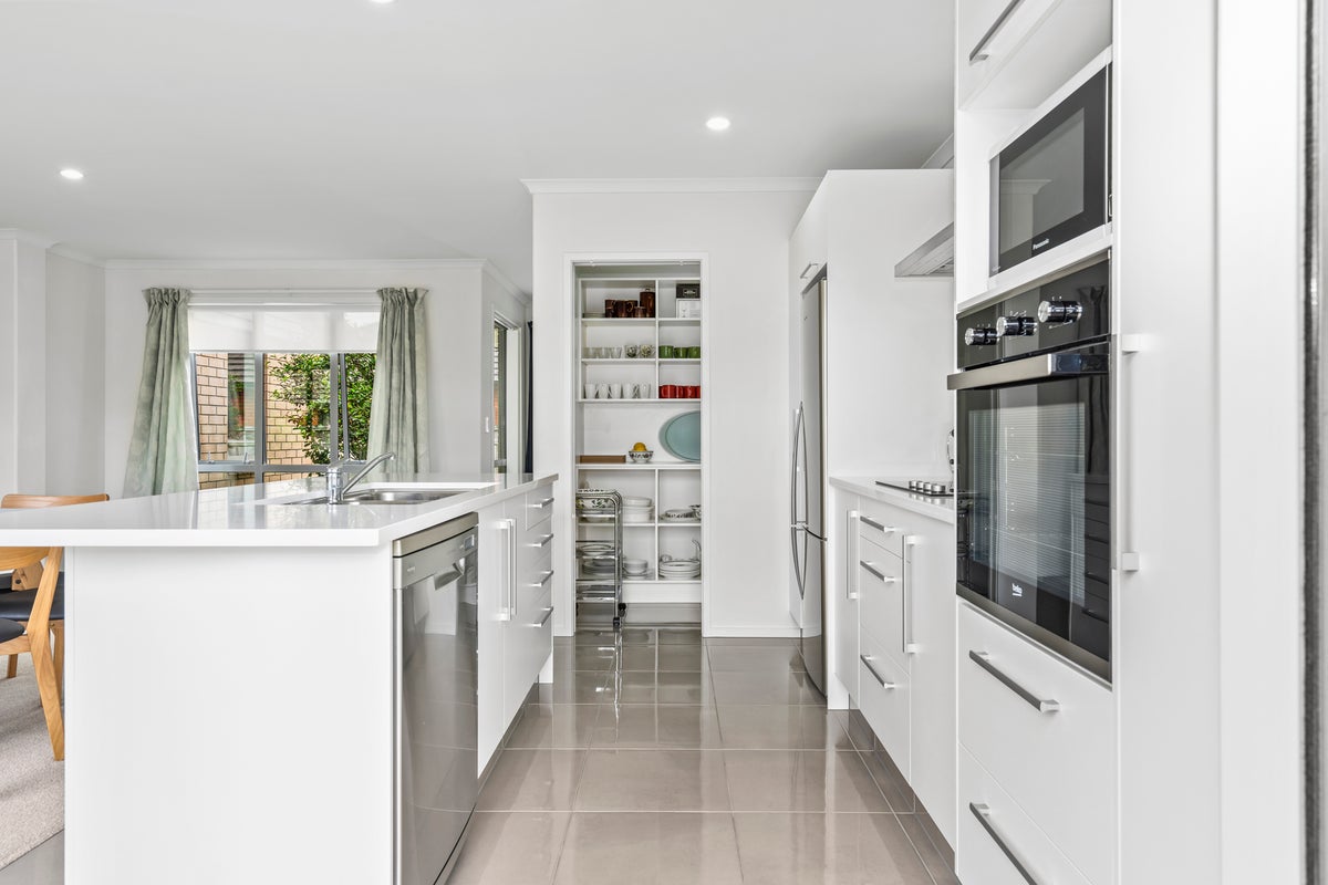 6 McKinnon Street, Leamington, Cambridge - Carousel 2