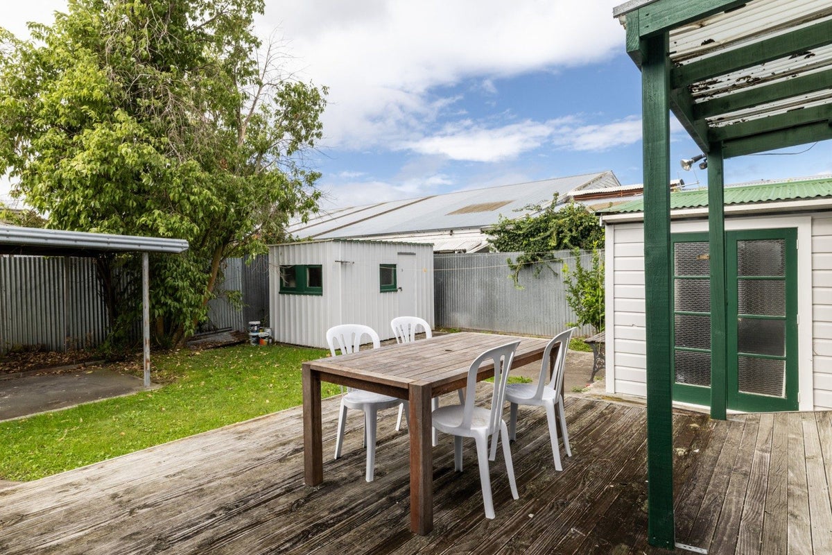 1117 Karamu Road North, Mayfair, Hastings - Carousel 24