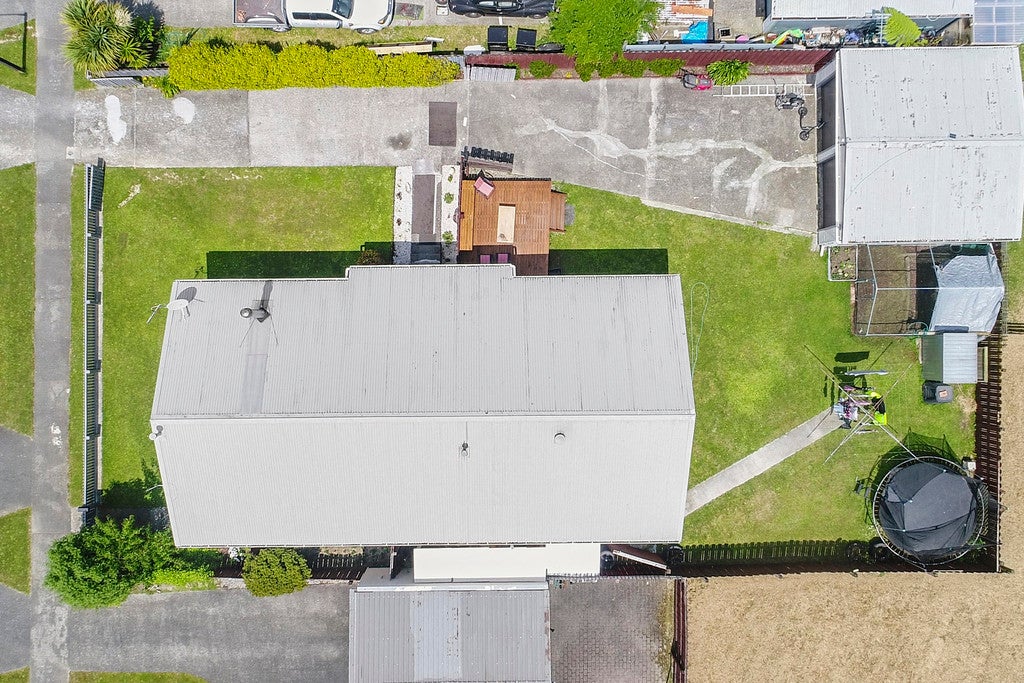349 Wellington Road, Wainuiomata, Lower Hutt - Carousel 2