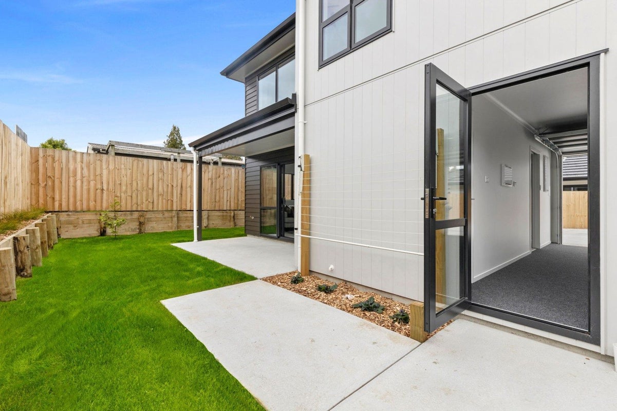3/58 McKay Drive, Temple View, Hamilton - Carousel 2
