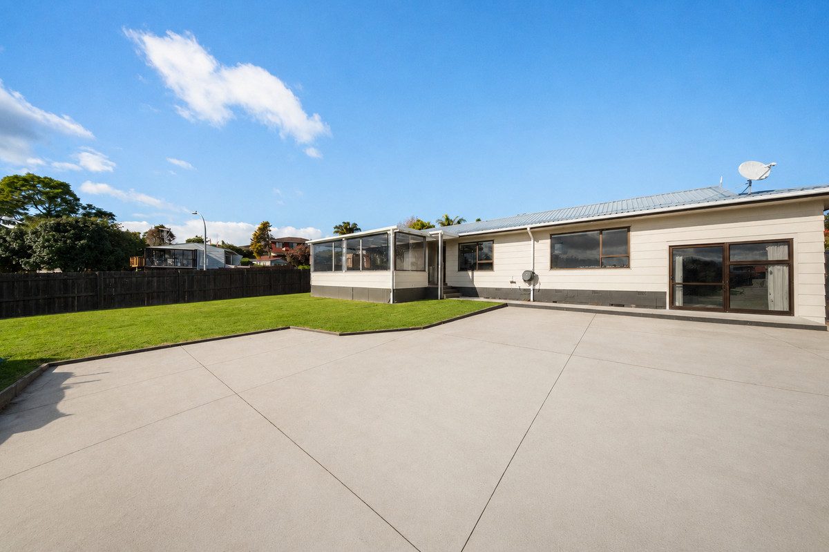 141 Victory Street, Welcome Bay, Tauranga - Carousel 1