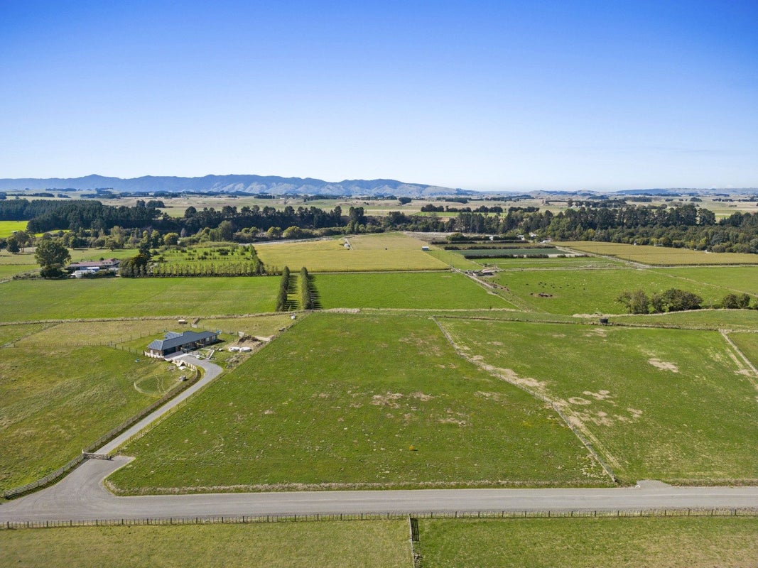 55 Tiniwhetu Lane, Cheltenham, Feilding - Carousel 2