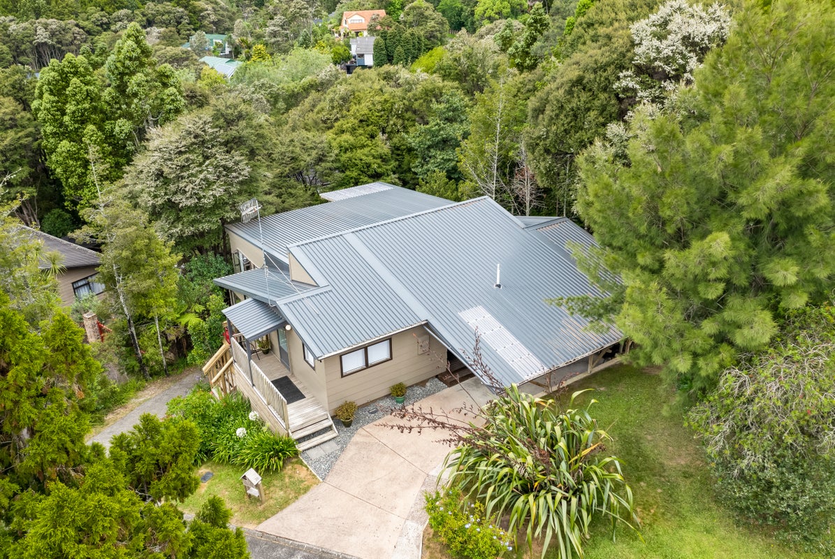 36 Longfellow Parade, Glen Eden, Auckland - Carousel 2
