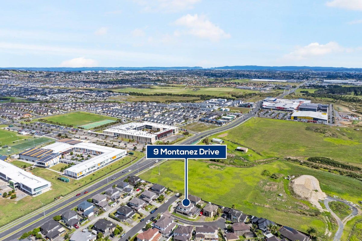 9 Montanez Drive, Flat Bush, Auckland - Carousel 1