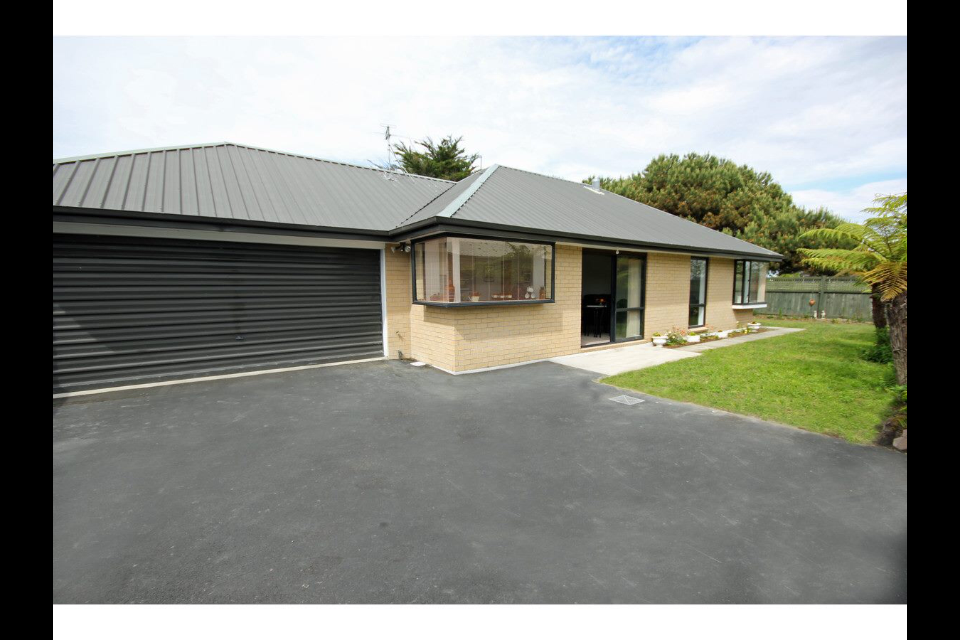 2/231 BOWER AVENUE, North New Brighton, Christchurch - Carousel 1