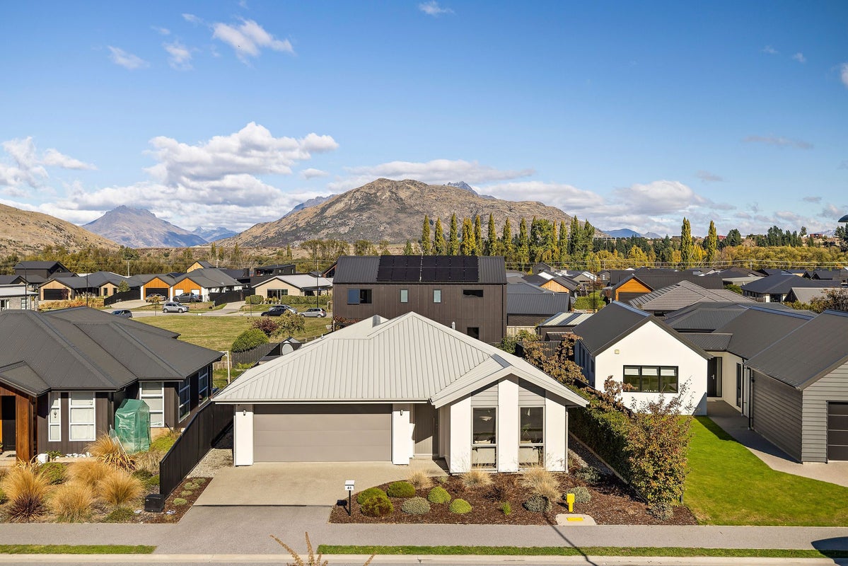 41 Peterley Road, Lower Shotover, Queenstown - Carousel 21