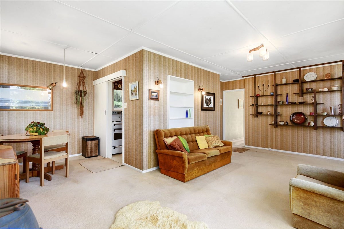 62 Ironside Road, Johnsonville, Wellington - Carousel 2