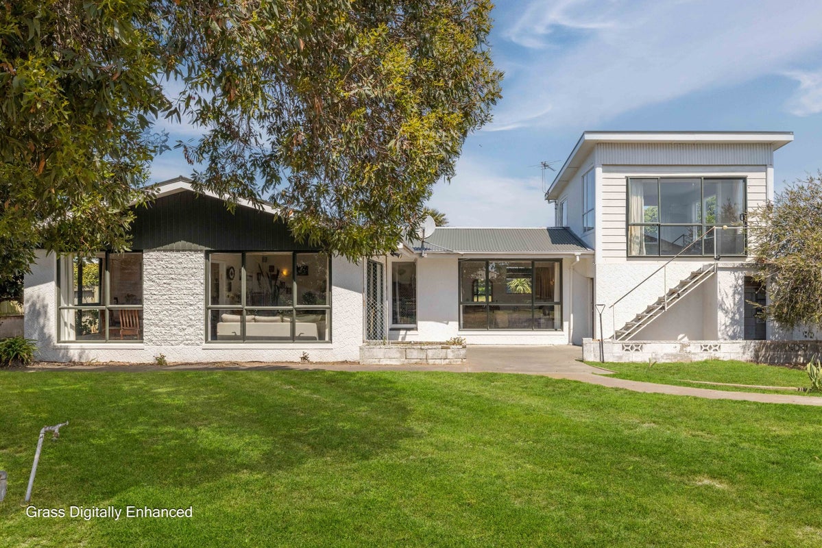 3 Ballance Street, Waimairi Beach, Christchurch - Carousel 1