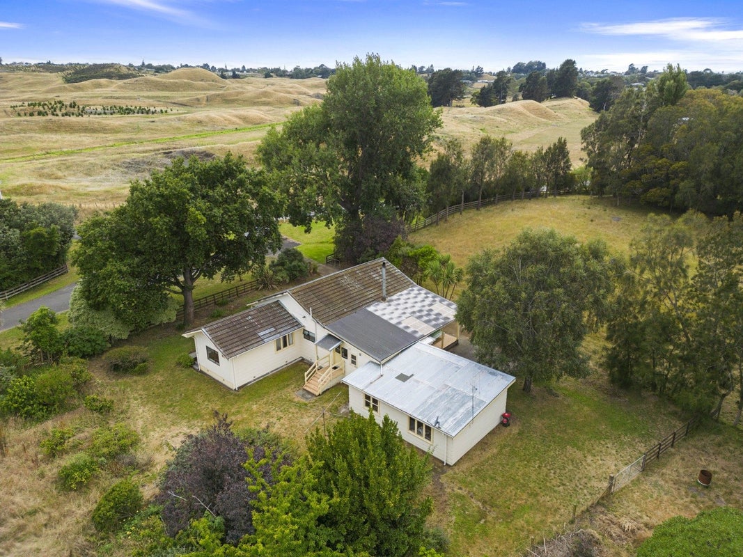 1 Belmont Road, Westmere, Whanganui - Carousel 34