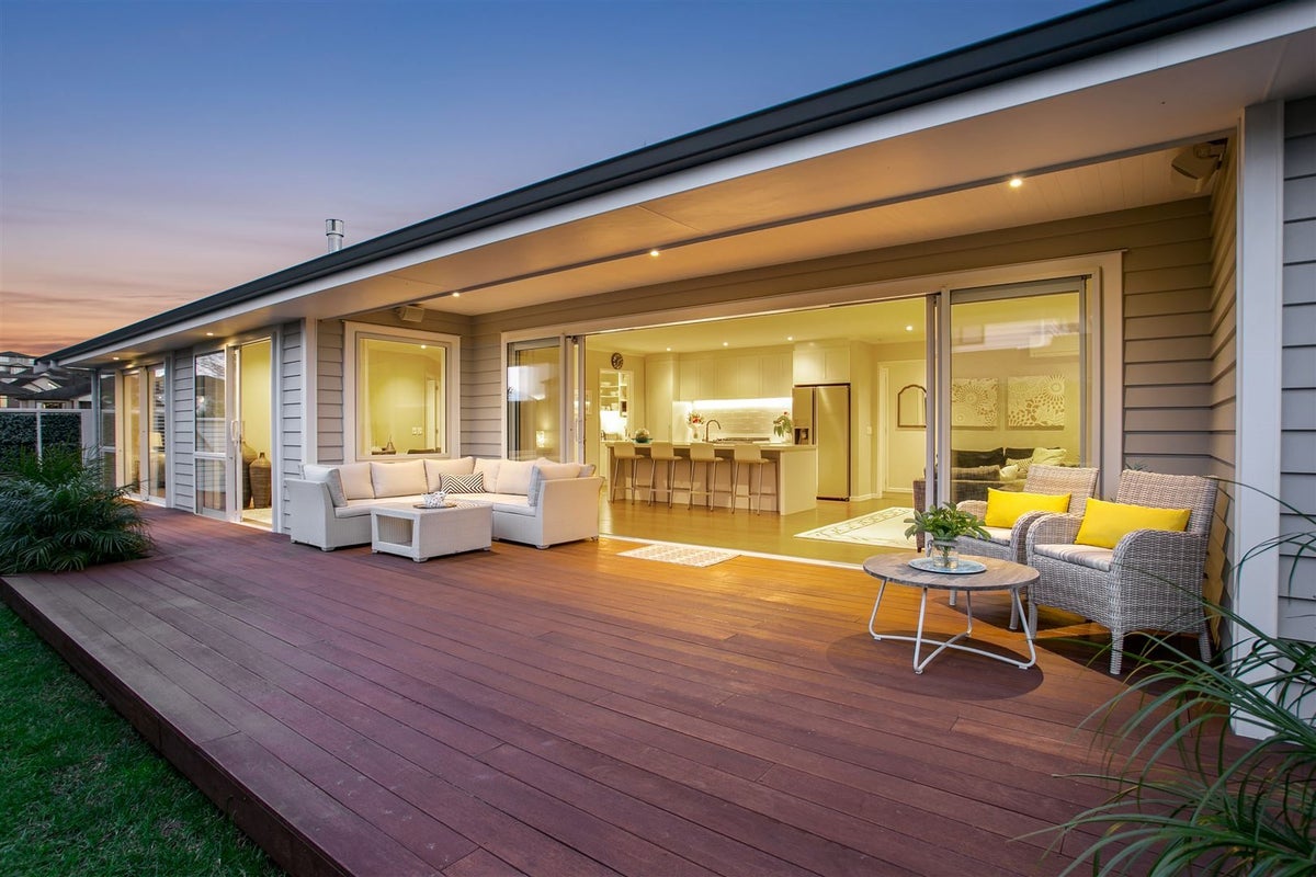 200 Harris Drive, Silverdale, Silverdale - Carousel 2