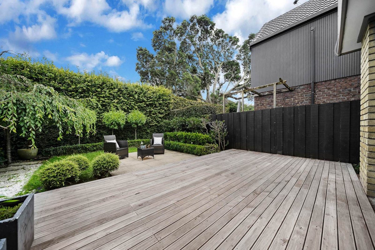 18 Springwood Place, Mount Eden, Auckland - Carousel 2