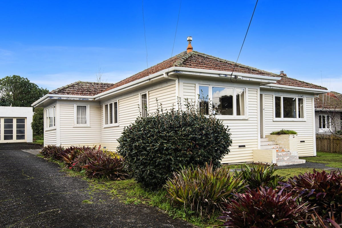 42 Walker Crescent, Whau Valley, Whangarei - Carousel 1