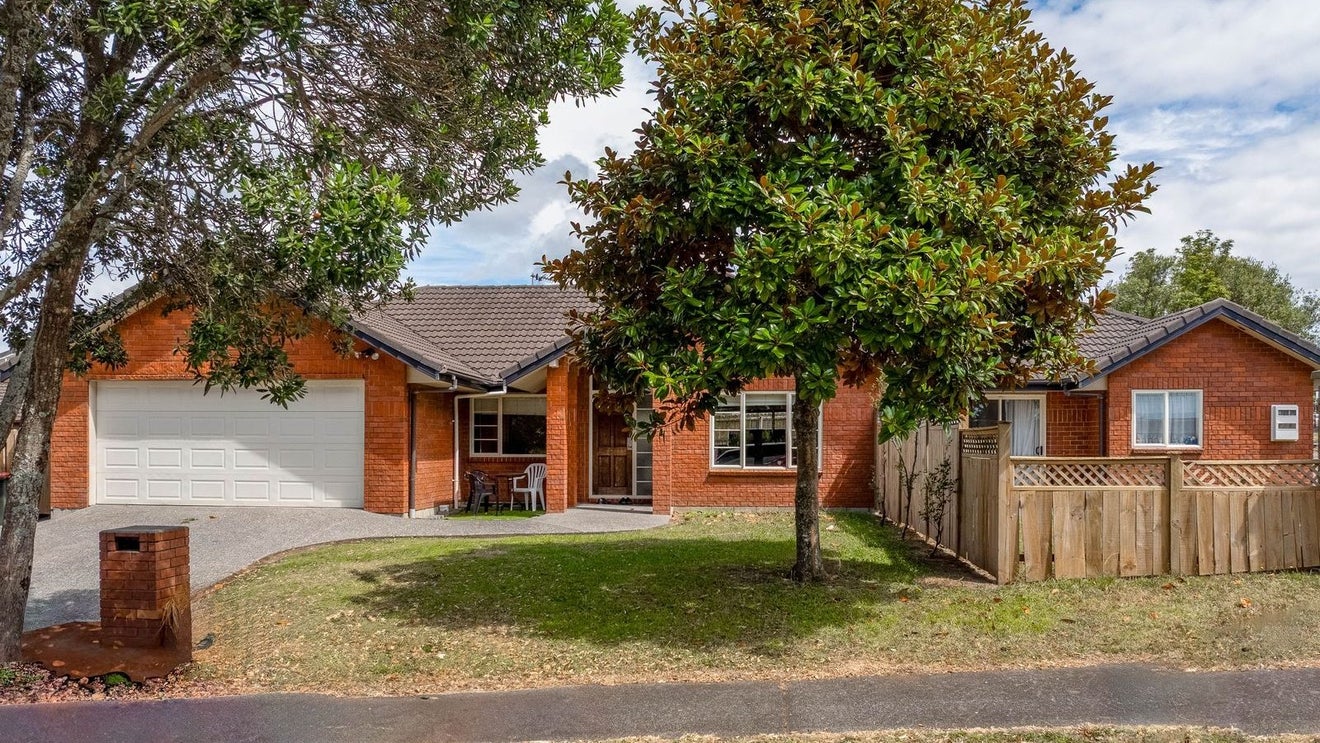1 Snave Place, East Tamaki, Auckland - Carousel 1