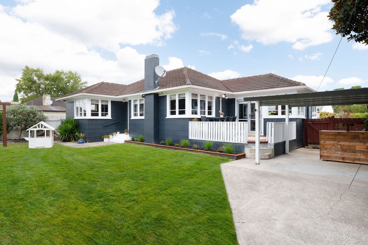9 Wall Street, Nawton, Hamilton - Carousel 1