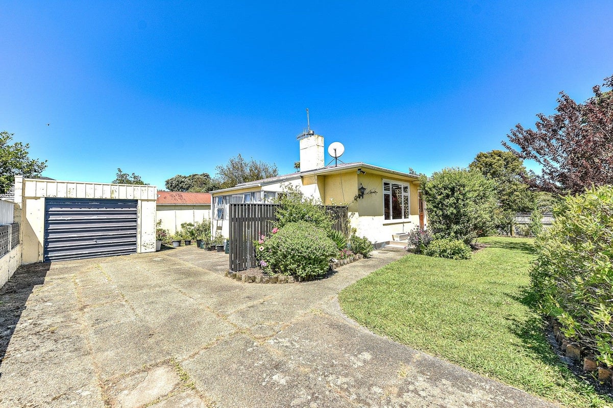 1 Plunket Street, Durie Hill, Whanganui - Carousel 1
