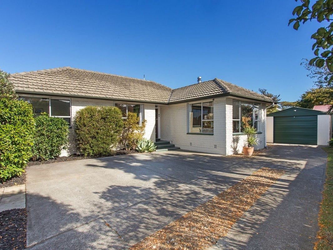 484 Mairehau Road, Parklands, Christchurch - Carousel 1
