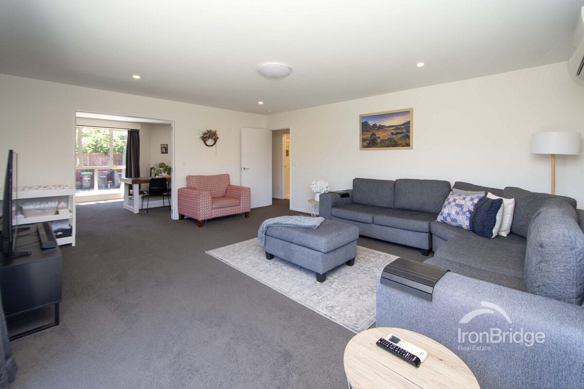 2/39A Woodbury Street, Avonhead, Christchurch - Carousel 2