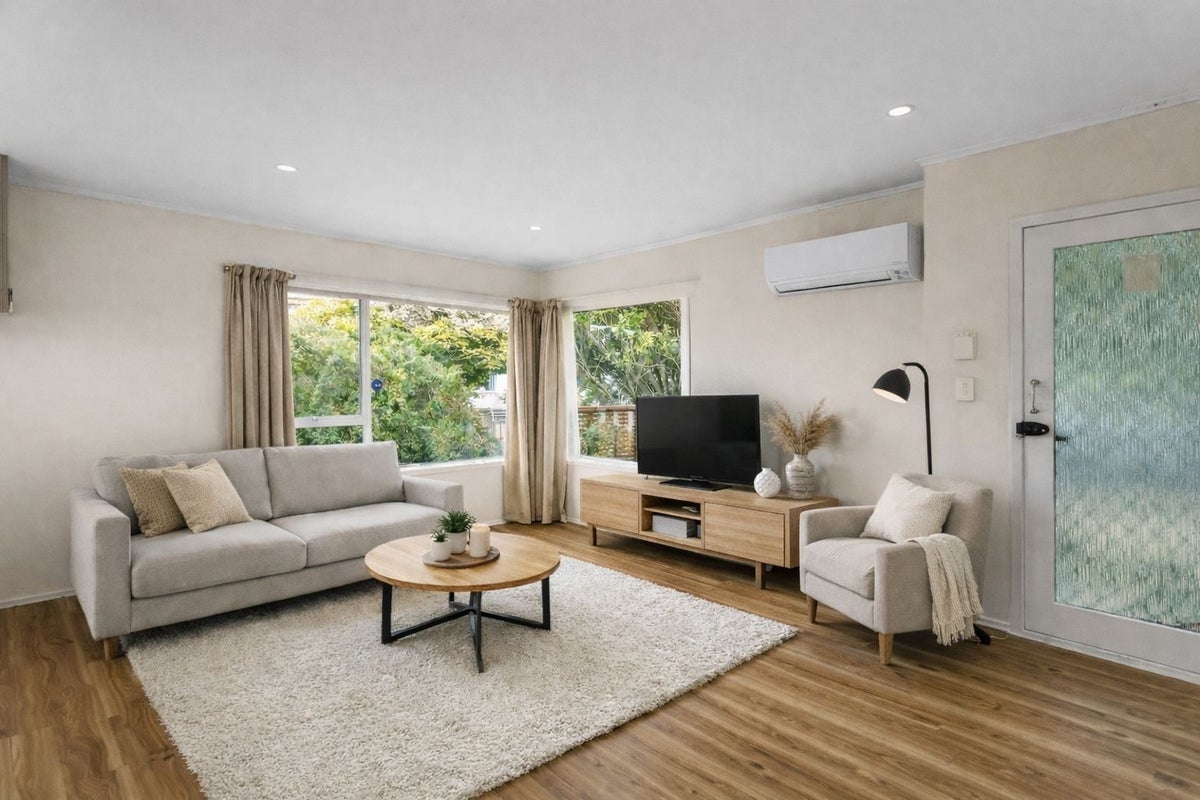 2/71 Bentley Avenue, Glenfield, Auckland - Carousel 1