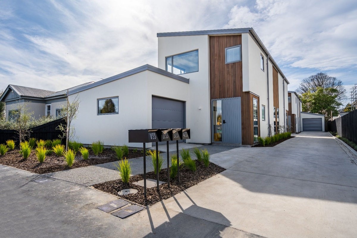 4/33 Frederick Street, Waltham, Christchurch - Carousel 1