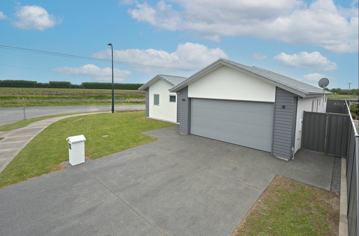 42 Hurunui Drive, Te Awa, Napier - Carousel 15