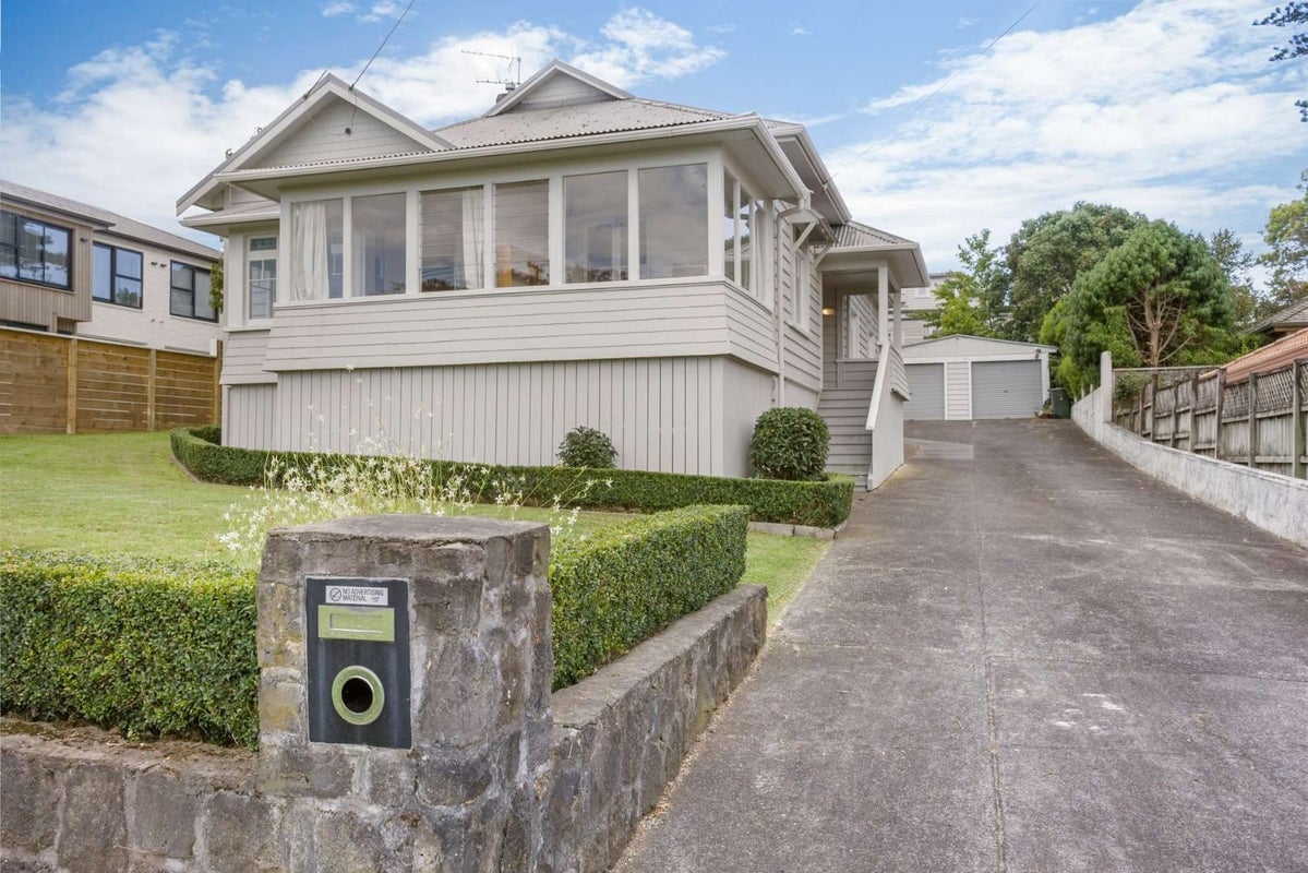 7 Torrance Street, Epsom, Auckland - Carousel 1