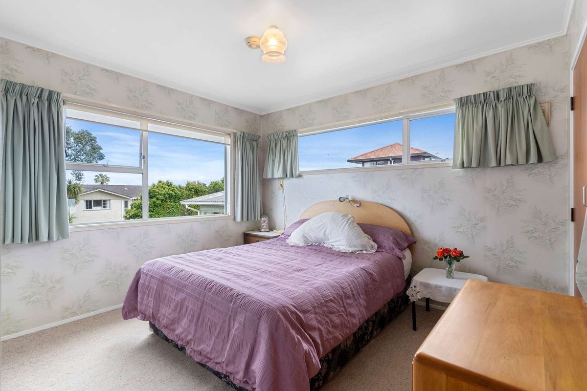 17 Toroa Street, Torbay, Auckland - Carousel 26