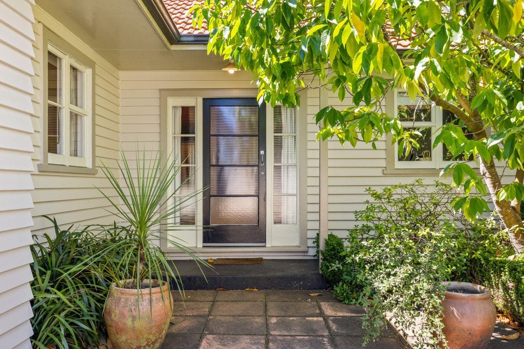 100 Brookside Terrace, Bryndwr, Christchurch City, Canterbury - Carousel 2