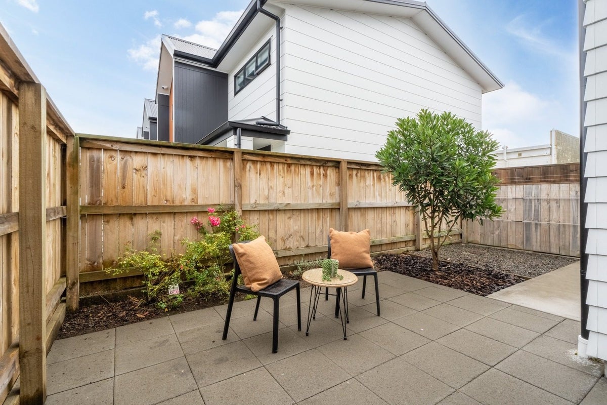 10 Okoutu lane, Moera, Lower Hutt - Carousel 12